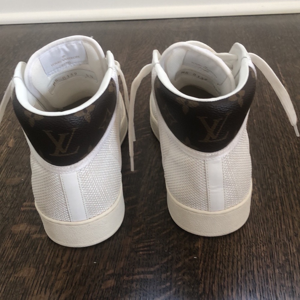 LOUIS VUITTON RIVOLI SNEAKER BOOTS - Picture 4 of 13